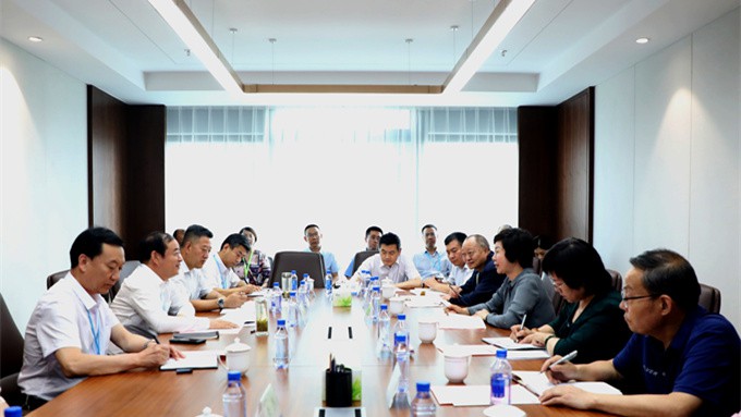 省委組織部副部長、省人社廳廳長周麗寧一行來集團調(diào)研指導(dǎo)工作