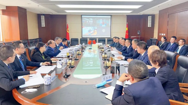 石培文董事長一行赴投資集團(tuán)、開發(fā)建設(shè)公司調(diào)研指導(dǎo)工作